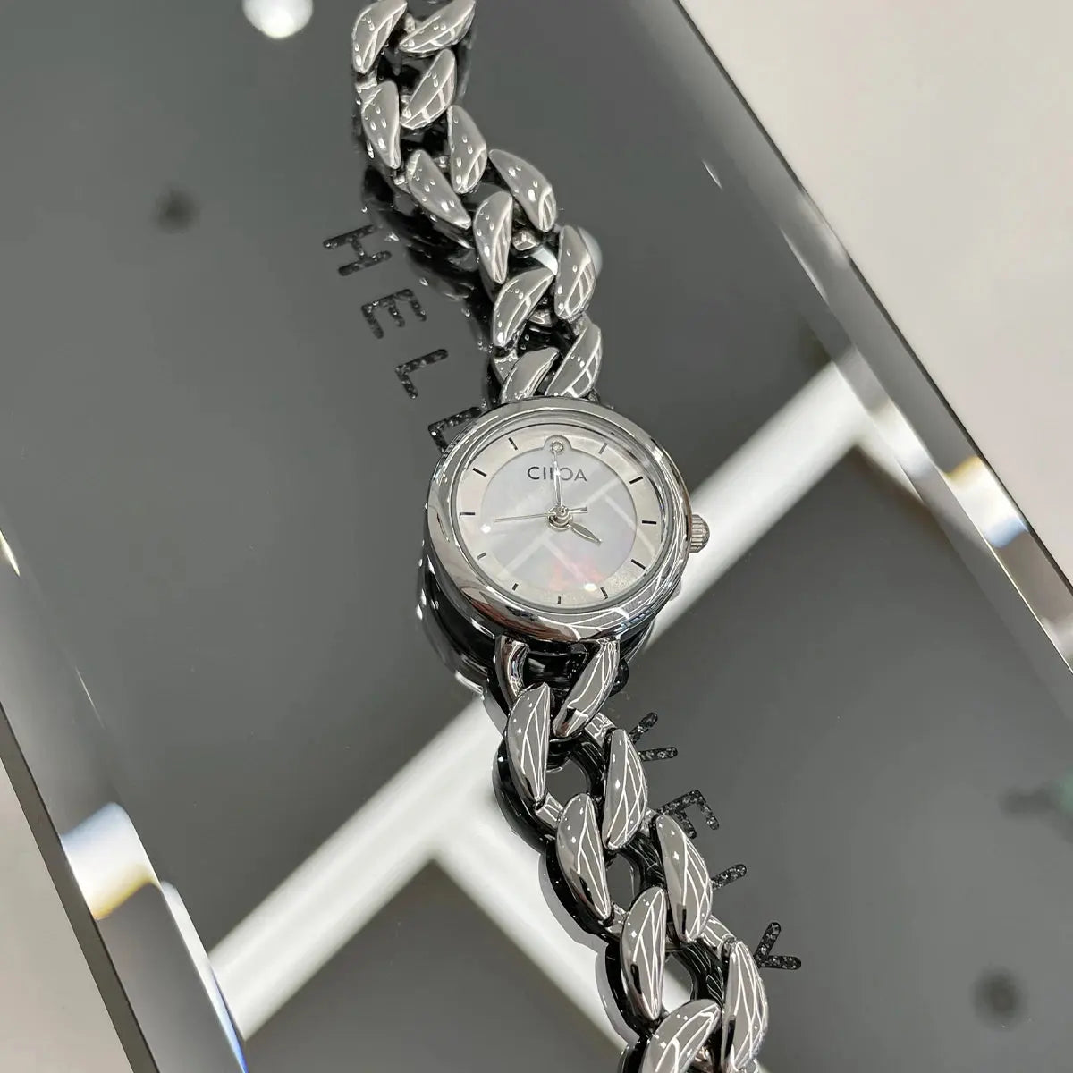 Montre Femme Artistic Watches & Accessories